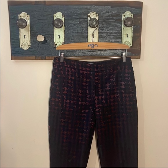 REISS Laura Black Burgundy Red Houndstooth Print Slim Skinny Ankle Pants Size 8 - Picture 3 of 16